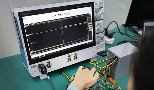 實(shí)驗(yàn)室設(shè)備